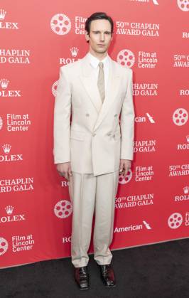April 28, 2025, New York, New York, USA: Cory Michael Smith attends 50th Chaplin Award Gala celebrating Pedro Almodovar to benefit Film at Lincoln Center at Alice Tully Hall in New York on April 28, 2025. New York USA - ZUMAr339 20250428_znp_r339_062 Copyright: xLevxRadinx
