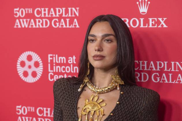 50th chaplin award gala (new) 50th chaplin award gala. April 28, 2025, new york, new york, usa: dua lipa attends the 50th chaplin award gala at alice tully hall at lincoln center on april 28, 2025 in new york city. (credit: m10s thenews2) (Foto: M10s Thenews2 imago images) 50th chaplin award gala  Copyright: xRonxAdarx