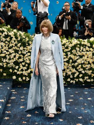 Anna Wintour arrives on the red carpet at the 2025 Met Gala celebrating the opening of Superfine: Tailoring Black Style at The Metropolitan Museum of Art on Monday, May 5, 2025 in New York City.  NYP20250505508 JOHNxANGELILLO