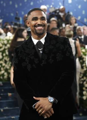 Jalen Hurts arrives on the red carpet at the 2025 Met Gala celebrating the opening of Superfine: Tailoring Black Style at The Metropolitan Museum of Art on Monday, May 5, 2025 in New York City.  NYP20250505146 JOHNxANGELILLO