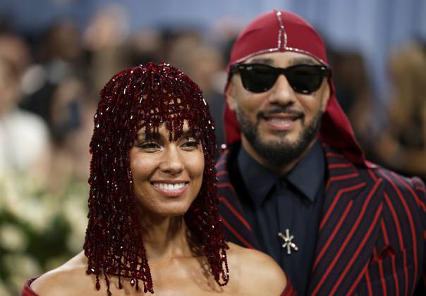 Alicia Keys and Swizz Beatz arrive on the red carpet at the 2025 Met Gala celebrating the opening of Superfine: Tailoring Black Style at The Metropolitan Museum of Art on Monday, May 5, 2025 in New York City.  NYP20250505152 JOHNxANGELILLO