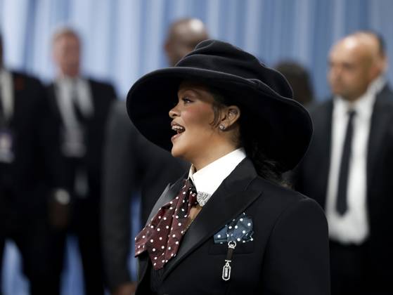 Rihanna arrives on the red carpet at the 2025 Met Gala celebrating the opening of Superfine: Tailoring Black Style at The Metropolitan Museum of Art on Monday, May 5, 2025 in New York City.  NYP20250505169 JOHNxANGELILLO