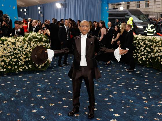 Al Sharpton arrives on the red carpet at the 2025 Met Gala celebrating the opening of Superfine: Tailoring Black Style at The Metropolitan Museum of Art on Monday, May 5, 2025 in New York City.  NYP20250505529 JOHNxANGELILLO