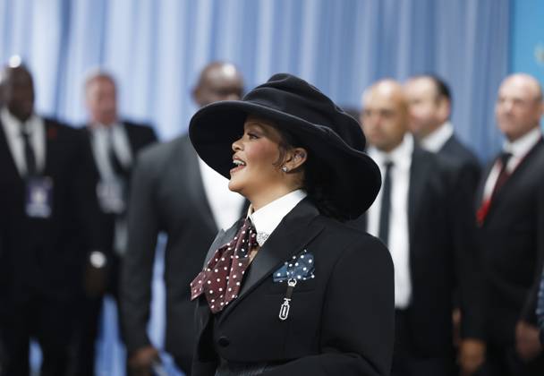 Rihanna arrives on the red carpet at the 2025 Met Gala celebrating the opening of Superfine: Tailoring Black Style at The Metropolitan Museum of Art on Monday, May 5, 2025 in New York City.  NYP20250505905 JOHNxANGELILLO