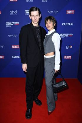 Lorenz Hochhuth und Anna-Lena Schwing bei der Verleihung der Bunte New Faces Awards Film 2025 im Delphi Filmpalast. Berlin, 08.05.2025