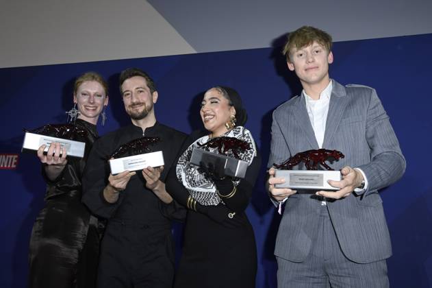 Dana Herfurth, Bernhard Wenger, Tua El-Fawwal und Enzo Brumm bei der Verleihung der Bunte New Faces Awards Film 2025 im Delphi Filmpalast. Berlin, 08.05.2025