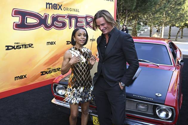 Rachel Hilson und Josh Holloway bei der Premiere der HBO Max Original Serie Duster in den Universal Studios. Universal City, 08.05.2025