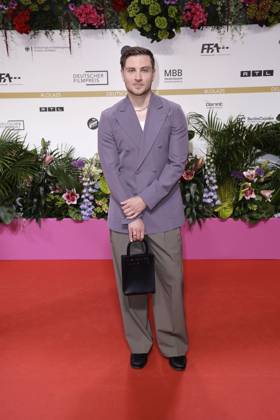 Jannik Schuemann bei der Deutscher Filmpreis Verleihung am 9.05.2025 in Berlin Deutscher Filmpreis 2025 in Berlin