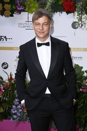 Tom Wlaschiha bei der 75. Verleihung des Deutschen Filmpreises 2025 im Theater am Potsdamer Platz. Berlin, 09.05.2025