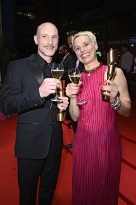 Julian R. Wagner und Melanie Raab bei der 75. Verleihung des Deutschen Filmpreises 2025 im Theater am Potsdamer Platz. Berlin, 09.05.2025