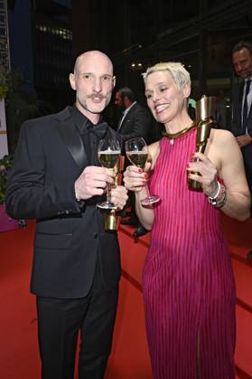 Julian R. Wagner und Melanie Raab bei der 75. Verleihung des Deutschen Filmpreises 2025 im Theater am Potsdamer Platz. Berlin, 09.05.2025