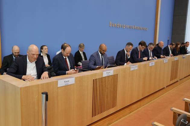 Deutschland, Berlin, Bundespressekonferenz, Thema: Regierungspressekonferenz