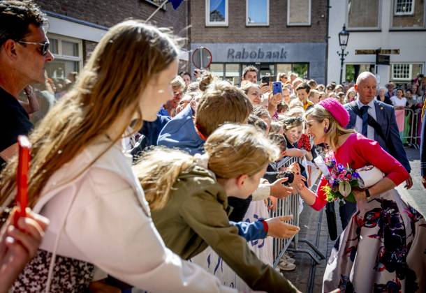 13-05-2025 Utrecht Queen Maxima and King Willem-Alexander visited the Old Town Hall from 1375, which forms a whole with the IJsselpoort Montfoort and Daiwa House a company that specialises in sustainable and fast construction solutions in Montfoort. Â Copyright: xPPEx