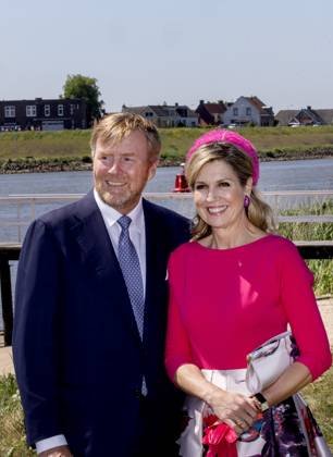 13-05-2025 Utrecht Queen Maxima and King Willem-Alexander at the ferry De Overkant during the visited at Montfoort, Lopik, Viane, Lopikerwaard and Vijfheerenlanden in Utrecht. Â Copyright: xPPEx