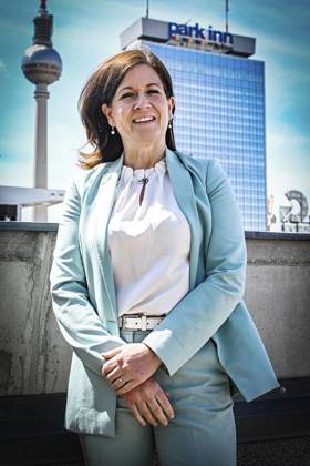 Senatorin für Bildung, Jugend und Familie, Katharina Günther-Wünsch ** NUR FÜR REDAKTIONELLE ZWECKE ** EDITORIAL USE ONLY **<p>Senatorin für Bildung, Jugend und Familie, Katharina Günther-Wünsch, fotografiert am 14. Mai 2025 in Berlin. Berlin Berlin Copyright: MaurizioxGambarini