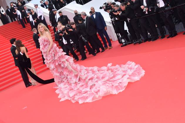 78e Festival International du Film de Cannes Opening ceremony Red Carpet 78e Festival International du Film de Cannes. Opening Ceremony red carpet at the 78th International Cannes Film festival Heidi Klum Copyright: xEricxCatarinax