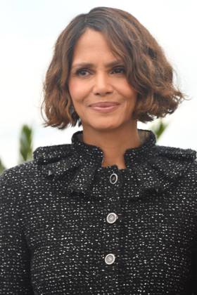 78e Festival International du Film de Cannes Jury photocall 78e Festival International du Film de Cannes. Jury photocall at the 78th International Cannes Film festival Halle Berry Copyright: xEricxCatarinax