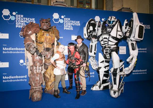 Entertainment, Verleihung des deutschen Computerspielpreis 2025 14.05.2025, xdanx, Entertainment, Verleihung des deutschen Computerspielpreis 2025 emspor, v.l. Cosplayern bei der Verleihung des Deutschen Computerspielpreises 2025 am Funkturm Berlin. Berlin Palais am Funkturm Berlin Deutschland (DE) Copyright: xDanielxLakomskix
