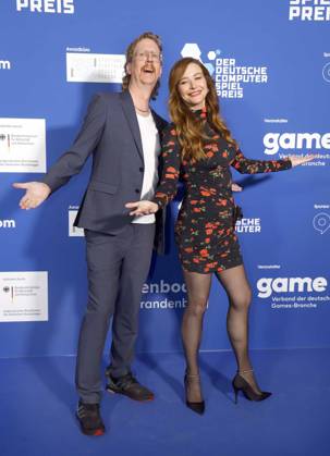 Uke Bosse, Katrin Bauerfeind beim Deutschen Computerspielpreis 2025.
