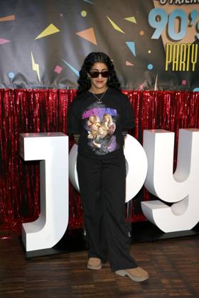 Banafsheh Hourmazdi beim Photocall zur Premiere der ersten Staffel der JOYN Serie Messiah Superstar im Bi Nuu Berlin am 15. Mai 2025