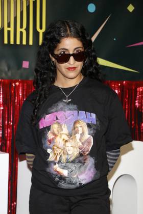 Banafsheh Hourmazdi beim Photocall zur Premiere der ersten Staffel der JOYN Serie Messiah Superstar im Bi Nuu Berlin am 15. Mai 2025