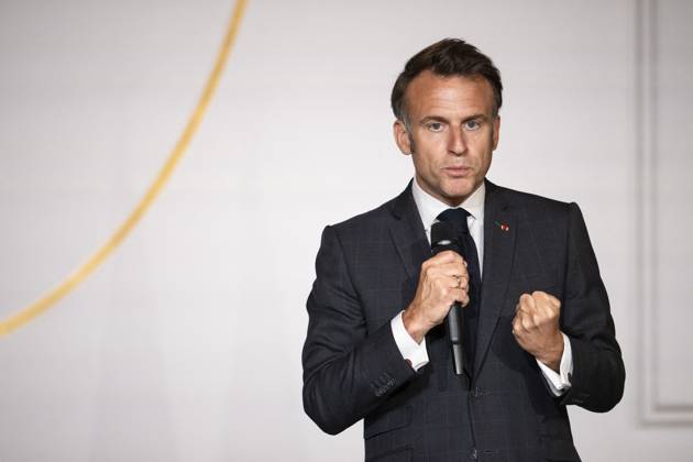 Non Au Harcelement Awards Ceremony - Paris French President Emmanuel Macron speaks at the No to Bullying award ceremony at the Elysee Palace in Paris, France, 21 May 2025. France s Ministry of National Education organizes each year the Non au harcelement (No to Bullying) contest in schools to raise awareness and promote values such as kindness and inclusion. Photo by Eliot Blondet ABACAPRESS.COM Paris France France  Copyright: xBlondetxEliot ABACAx