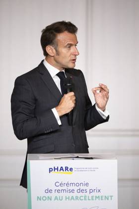 Non Au Harcelement Awards Ceremony - Paris French President Emmanuel Macron speaks at the No to Bullying award ceremony at the Elysee Palace in Paris, France, 21 May 2025. France s Ministry of National Education organizes each year the Non au harcelement (No to Bullying) contest in schools to raise awareness and promote values such as kindness and inclusion. Photo by Eliot Blondet ABACAPRESS.COM Paris France France  Copyright: xBlondetxEliot ABACAx