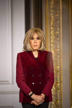 Non Au Harcelement Awards Ceremony - Paris Brigitte Macron attends the No to Bullying award ceremony at the Elysee Palace in Paris, France, 21 May 2025. France s Ministry of National Education organizes each year the Non au harcelement (No to Bullying) contest in schools to raise awareness and promote values such as kindness and inclusion. Photo by Eliot Blondet ABACAPRESS.COM Paris France France  Copyright: xBlondetxEliot ABACAx
