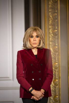 Non Au Harcelement Awards Ceremony - Paris Brigitte Macron attends the No to Bullying award ceremony at the Elysee Palace in Paris, France, 21 May 2025. France s Ministry of National Education organizes each year the Non au harcelement (No to Bullying) contest in schools to raise awareness and promote values such as kindness and inclusion. Photo by Eliot Blondet ABACAPRESS.COM Paris France France  Copyright: xBlondetxEliot ABACAx