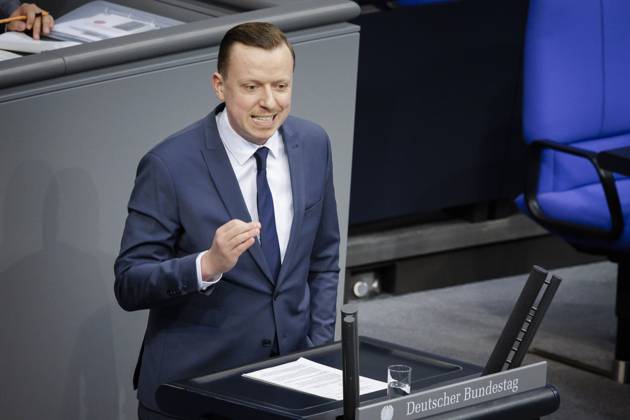 Adis Ahmetovic, SPD, MdB, spricht im Bundestag. Berlin, 23.05.2025. Berlin Deutschland Copyright: xThomasxTrutschelx