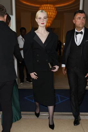 Cannes Elle Fanning leaves Hotel Martinez MP Elle Fanning leaves Hotel Martinez to attend L Oreal - Lights on Women Award ahead the 78th annual Cannes Film Festival on May 23, 2025 in Cannes, France. Photo by Marco Piovanotto ABACAPRESS.COM  Copyright: xPiovanottoxMarco ABACAx