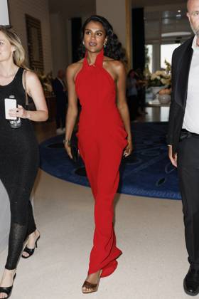 Cannes Simone Ashley leaves Hotel Martinez MP Simone Ashley leaves Hotel Martinez to attend L Oreal - Lights on Women Award ahead the 78th annual Cannes Film Festival on May 23, 2025 in Cannes, France. Photo by Marco Piovanotto ABACAPRESS.COM  Copyright: xPiovanottoxMarco ABACAx