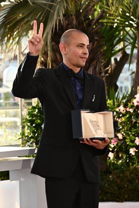 CINEMA : 78eme Festival de Cannes - Photocall des laureats - 24 05 2025 CANNES, FRANCE (G-D) : Tawfeek BARHOM, Palme d™Or des Courts mÃ trages pour Â« I™m glad you™re dead now Â» lors du photocall des Laureats du 78eme Festival de Cannes au Palais des Festivals le 24 mai 2025 Ã Cannes, France. CannesFrance  Copyright: xValentinaxClaretx
