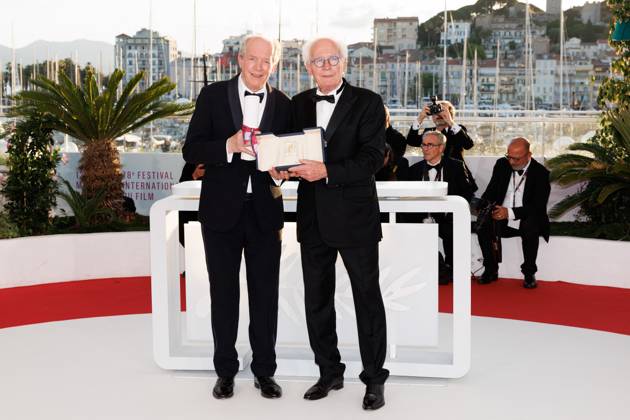 M Photocall of the winners of the 78th Cannes International Film Festival Luc et Jean Pierre Dardenne Best Screenplay Award for Jeunes mères Photocall of the winners of the 78th Cannes International Film Festival, at the Palais des Festivals in Cannes On may 24th 2025 Jacovides Moreau Bestimage Photocall of the winners of the 78th Cannes International Film Festival, at the Palais des Festivals in Cannes, France On may 24th 2025 Cannes France  Copyright: xJACOVIDES-MOREAUx xBESTIMAGExJACOVIDES-MOREAUx xBESTIMAGEx