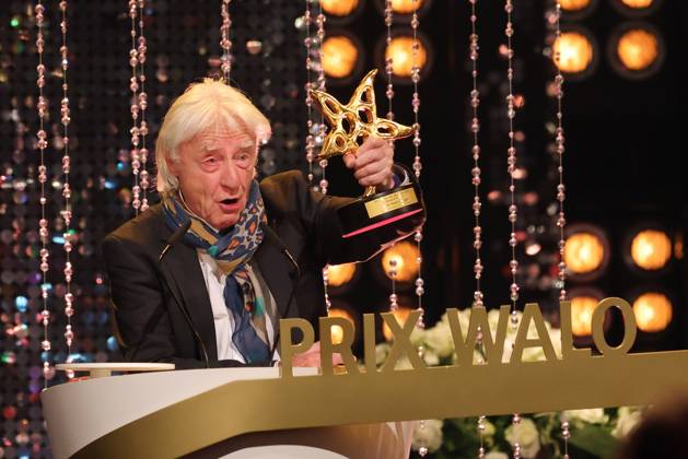 Emil Steinberger - Verleihung des 49. Prix Walo Gerührter Emil Steinberger während seiner Dankesrede für die Auszeichnung mit dem Ehren-Prix Walo für sein Lebenswerk. Verleihung des 49. Prix Walo für das Jahr 2024 am 24.05.2025 im SRF Studio 1 in Zürich-Leutschenbach, Zürich, Schweiz.