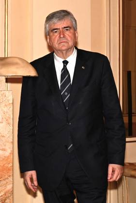 Milan,Italy Teatro alla Scala presentation of the 2025-2026 institutional season Milan, Italy Teatro alla Scala presentation of the 2025-2026 season institutional conference In the photo: Hon.Gianmarco Mazzi Undersecretary of State Ministry of Culture Milan Italy Copyright: xIPA ABACAx