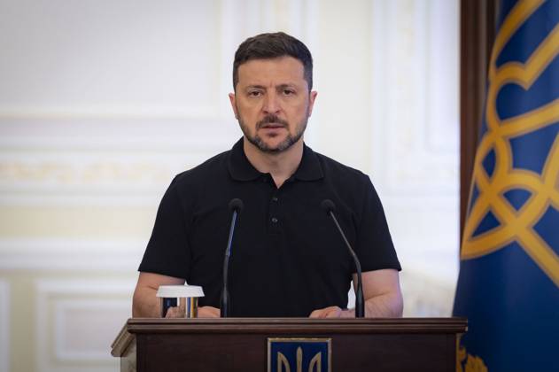May 27, 2025, Kyiv, Kiev Oblast, Ukraine: Ukrainian President Volodymyr Zelenskyy, delivers remarks during an awards ceremony honoring Special Operation Forces and family members at the Awards Hall of the Mariinsky Palace, May 27, 2025, in Kyiv, Ukraine. Zelenskyy decreed that May 27th will now be Special Operation Forces day. Kyiv Ukraine - ZUMAp138 20250527_zaa_p138_003 Copyright: xUkrainexPresidency UkrainianxPrex