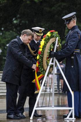 Johann Wadephul (CDU), Bundesaussenminister, aufgenommen bei einer Kranzniederlegung auf dem Nationalfriedhof Arlington. Washington, 28.05.2025. Fotografiert im Auftrag des Auswaertigen Amtes Washington United States Copyright: xThomasxTrutschel AAx