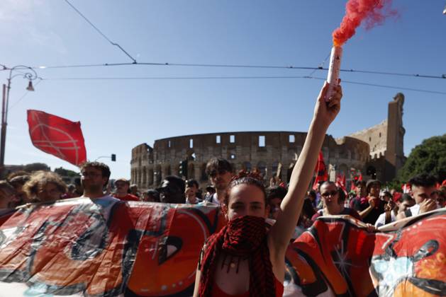 Demonstration against the Italian government s security decree in Rome ROME, ITALY - MAY 31: Protesters attend a demonstration against the Italian government’s security decree in Rome, Italy, on May 31, 2025. Riccardo De Luca Anadolu Rome Italy. Editorial use only. Please get in touch for any other usage. Copyright: x2025xAnadoluxRiccardoxDexLucax