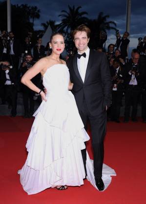 78ème Festival International du Film de Cannes Jennifer Lawrence, Robert Pattinson Montée des marches du film Die my love lors du 78ème Festival International du Film de Cannes, au Palais des Festivals à Cannes Le 17mai 2025 Photo Bestimage Red carpet for the movie Die my love during the 78th Cannes International Film Festival at the Palais des Festivals in Cannes, France On may 17th 2025 Cannes France  Copyright: xDenisxGuignebourgx xBestimagexDenisxGuignebourgx xBestimagex