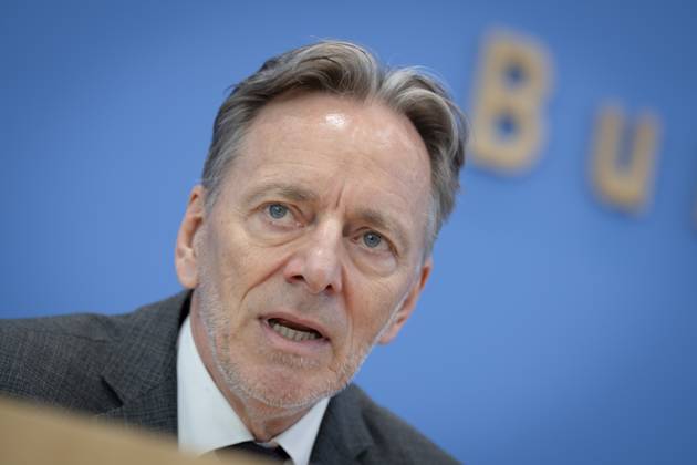 Bundespressekonferenz in Berlin, Vorstellung des BKA-Bundeslagebildes Cybercrime 2024 Bundespressekonferenz, Holger Münch Bundespressekonferenz, BPK, Holger Münch, Präsident, BKA Berlin Berlin GER