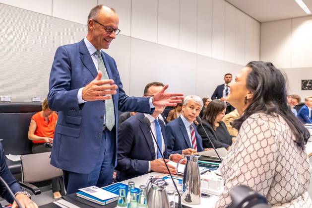 Fraktionssitzung CDU CSU Friedrich Merz (CDU), Fraktionsvorsitzender, bei einer Fraktionssitzung am 3.06.2025 in Berlin. Berlin Berlin Deutschland Bundestag