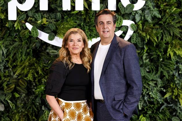 Schauspielerin Anke Engelke und Schauspieler Bastian Pastewka beim Fototermin zur Programmpräsentation Amazon Prime Video presents Deutschland 2025 in den Balloni-Hallen. Köln, 04.06.2025 NRW Deutschland Copyright: xChristophxHardtx