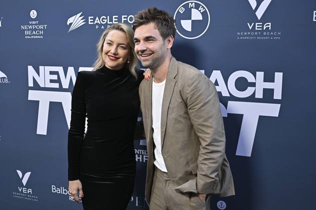 Bilder des Jahres 2025, Entertainment 06 Juni Entertainment Themen der Woche KW23 Kate Hudson und Drew Tarver bei der Verleihung des TV Performance of the Year Awards (Actress) auf dem Newport Beach TV Fest im Lido Theater. Newport Beach, 05.06.2025
