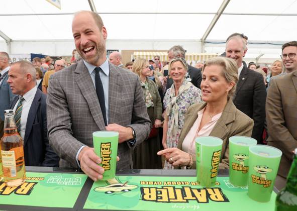 Bilder des Jahres 2025, Entertainment 06 Juni Entertainment Themen der Woche KW23 . 06 06 2025. Wadebridge, United Kingdom. Prince William and Sophie, Duchess of Edinburgh, during a visit at the Royal Cornwall Show in Wadebridge, Cornwall, United Kingdom.  xPoolx xi-Imagesx IIM-25998-0028