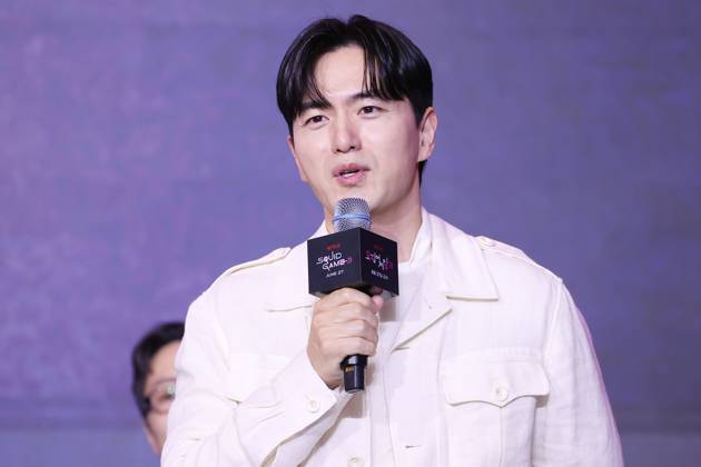 S. Korean actor Lee Jin-wook S. Korean actor Lee Jin-wook South Korean actor Lee Jin-wook speaks during a showcase for Netflix s Squid Game Season 3 in Seoul on June 9, 2025. The series is set to premiere on June 27. (Yonhap) 2025-06-09 14:25:00 < 1980-2025 YONHAPNEWS AGENCY. .> ¼¿ïƯº°½Ã EDITORIAL USE ONLY Copyright: xx PYH2025060911100034400 YonhapxNewsx yonphotos241962