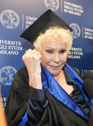 Milan, University of Studies, Awarding of the Honorary Master s Degree in Music, Culture, Media Performance to Ornella Vanoni,  Copyright: xDuilioxPiaggesix xipa-agency.netx xDuilioxPiaggesix IPA_Agency_IPA58927370