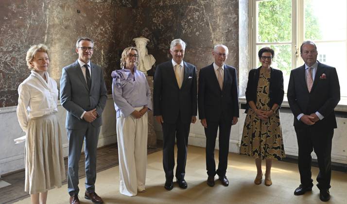 Presentation Of The 2025 Francqui Prize BRUSSELS, BELGIUM - JUNE 12 : King Philippe presents the Francqui 2025 Prize in Human Sciences to Professor Ine Van Hoyweghen of the Katholieke Universiteit Leuven, at the Palais des Académies in Brussels. Professor Ine Van Hoyweghen receives this prize for her interdisciplinary work on the social and ethical dimensions of biomedical sciences and technological innovation..on June 12, 2025 in Brussels, Belgium, 12 06 2025 Brussels Belgium  Copyright: xBertxVanxDenxBrouckex