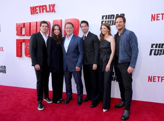Bilder des Jahres 2025, Entertainment 06 Juni Entertainment Themen der Woche KW24 Christopher Schwarzenegger, Christina Schwarzenegger, Arnold Schwarzenegger, Patrick Schwarzenegger, Katherine Schwarzenegger, and Chris Pratt attend the Netflix FUBAR Season 2 Los Angeles Premiere at Netflix Tudum Theater in Los Angeles on Wednesday, June 11, 2025.  LAP20250611480 GREGxGRUDT