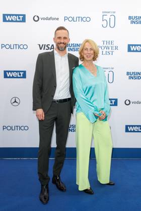 Award - The Power List - Germany s Top 50 Florian Hager und Katrin Eigendorf bei The Power List - Germany s Top 50 im Restaurant Sphere im Fernsehturm am 05.06.2025 in Berlin Copyright: xEventpressxKochanx